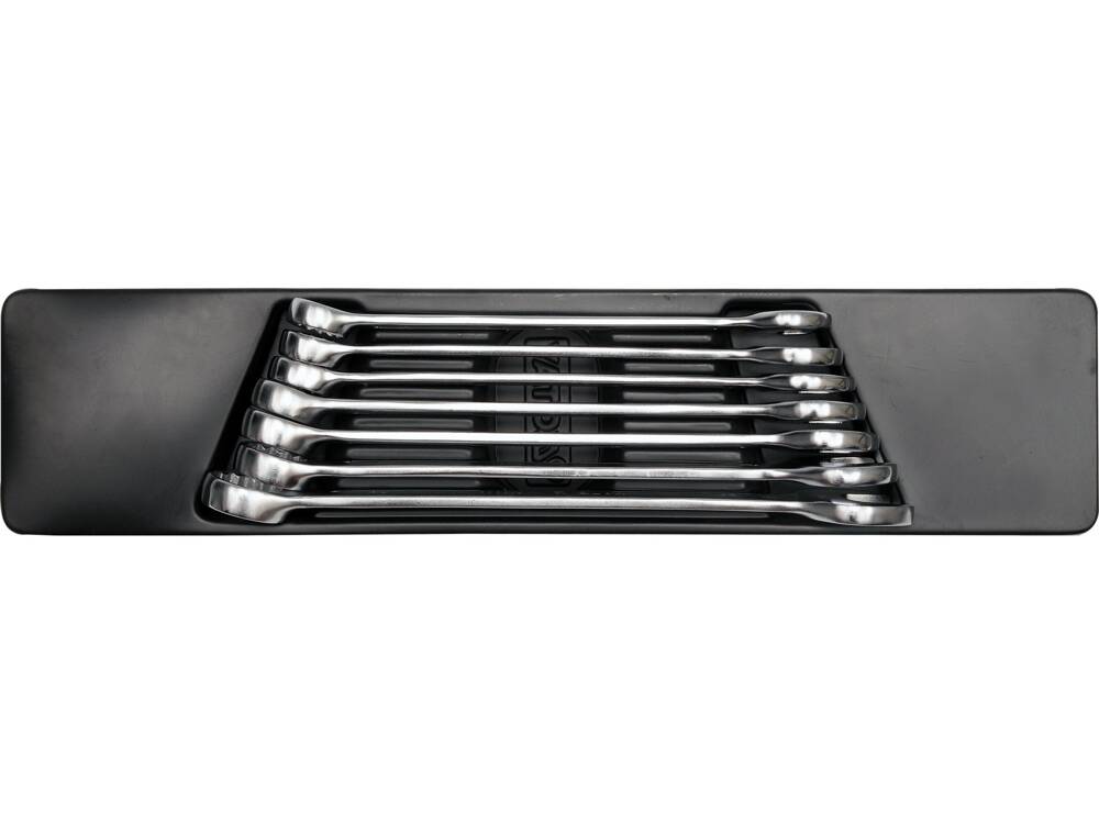 Įrankių rinkinys metalinėje dėžėje YATO YT-3895 (62 vnt.)