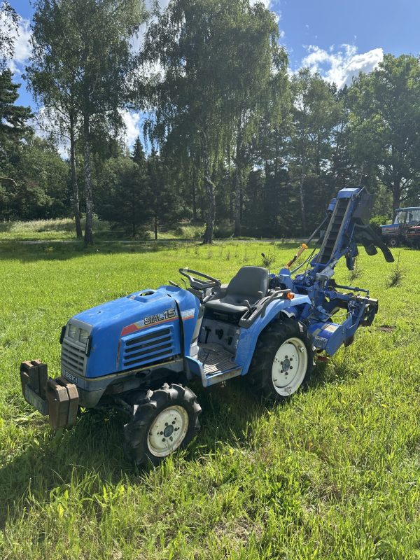 Naudotas traktorius ISEKI TF15F (11 kW, su freza ir vagojimo aparatu)